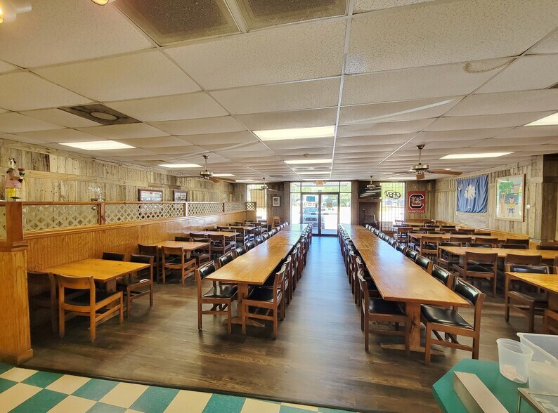 More Photos Of 530 Devine St, Columbia Restaurant For Sale
