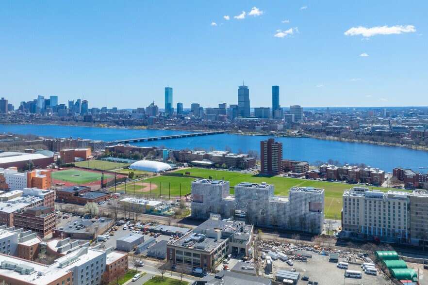 More Photos Of 270 Albany St, Cambridge Research And Development For Lease