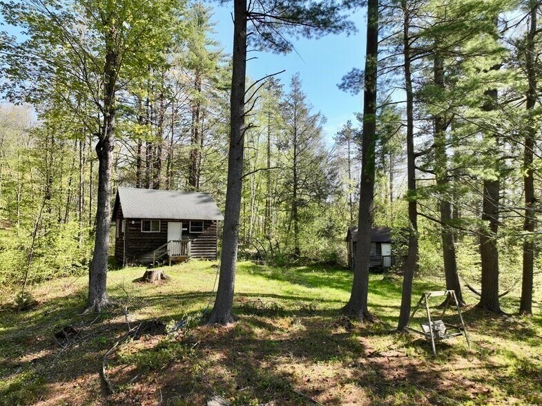 More Photos Of 1076 Roaring Brook, Conway Trailer Camper Park For Sale