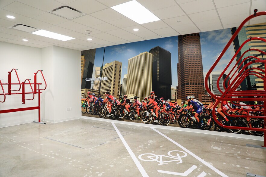 More Photos Of 1660 Lincoln St, Denver Office For Lease