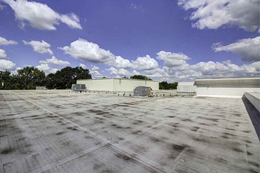 More Photos Of 3226 Hillcroft St, Houston Freestanding For Sale