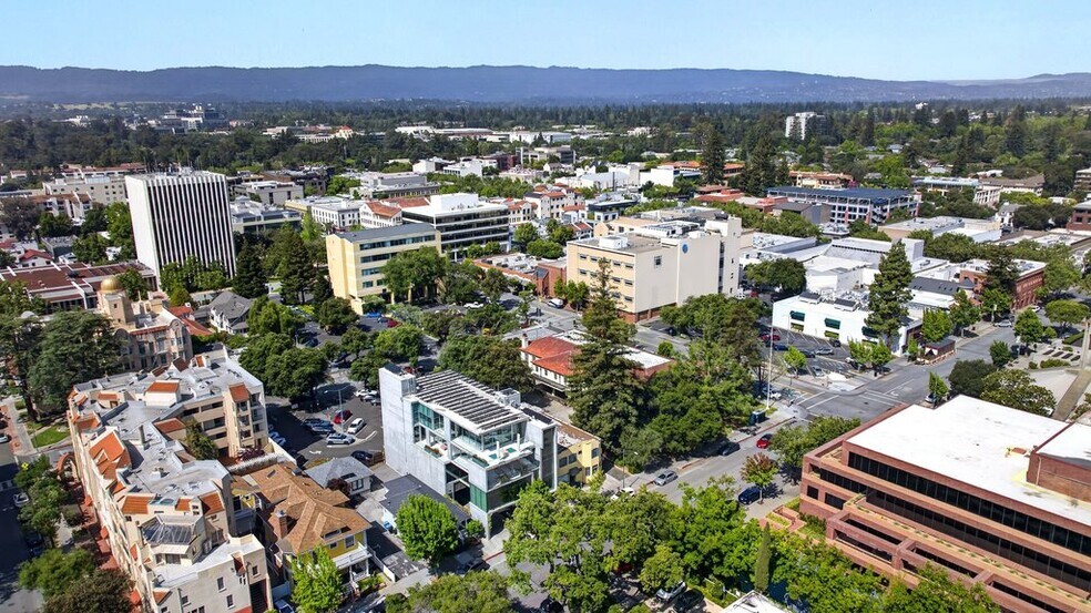 More Photos Of 640 Waverley St, Palo Alto Loft Creative Space For Sale