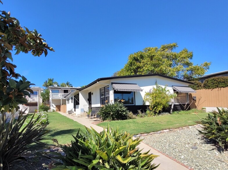 More Photos Of 736-742 Agate St, San Diego Apartments For Sale