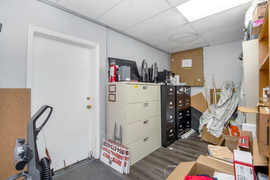 More Photos Of 3071 NW 64th Ave, Sunrise Warehouse For Sale