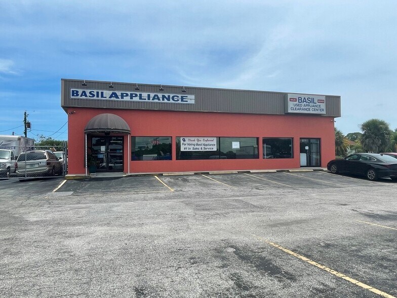 Primary Photo Of 2371 S McCall Rd, Englewood Freestanding For Sale