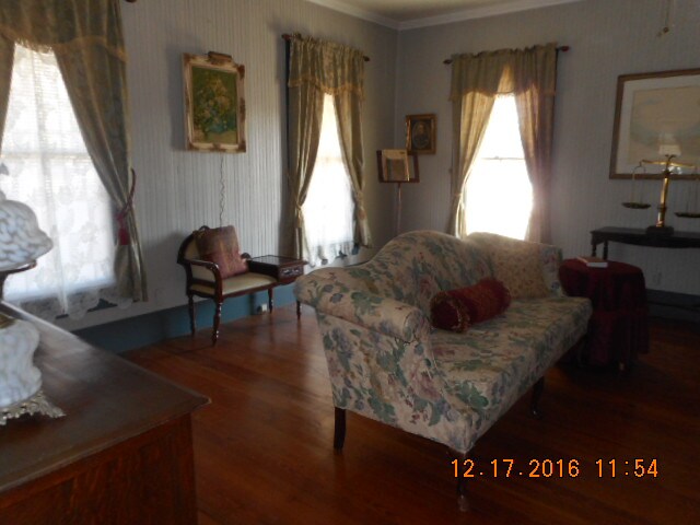 More Photos Of 118 S Main St, Reidsville Hotel For Sale