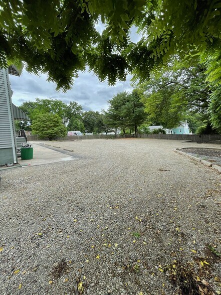 More Photos Of 2821 Haddonfield Rd, Pennsauken Office Residential For Lease