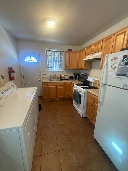 More Photos Of 211 W Clinton Ave, Oaklyn Storefront Retail Residential For Sale