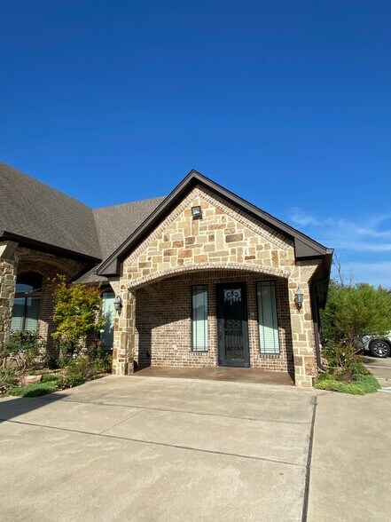 More Photos Of 15488 Fm 2493, Tyler Medical For Lease
