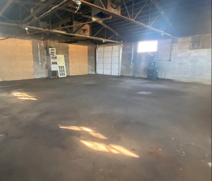 More Photos Of 507 Kings Mountain Street, York Auto Repair For Sale