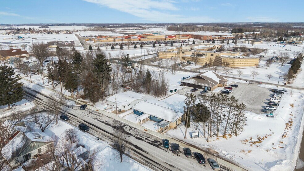 More Photos Of 400 Broadway Ave N, Foley Office For Sale