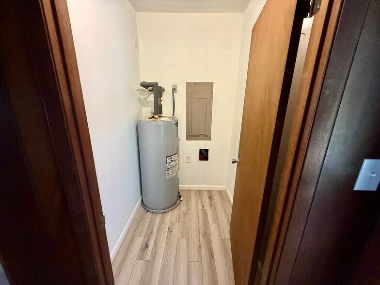 More Photos Of 86050 Pages Dairy Rd, Yulee Office For Sale