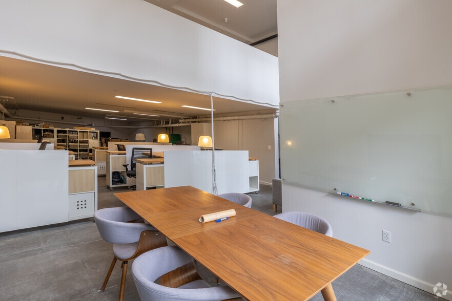 More Photos Of 50 29th St, San Francisco Apartments For Sale