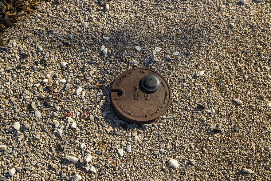 More Photos Of 130 E 10th Ave, South Hutchinson Industrial For Sale