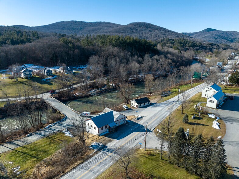 More Photos Of 7392 US-4, Woodstock Police Fire Station For Sale