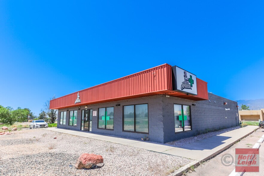 More Photos Of 2582 S Academy Blvd, Colorado Springs Freestanding For Sale
