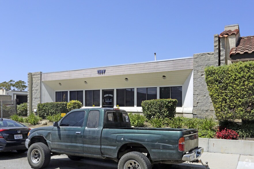 More Photos Of 1587 Morse Ave, Ventura Industrial For Sale