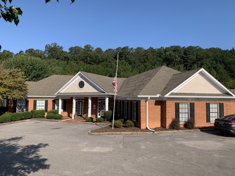 Primary Photo Of 211 Yeager Pky, Pelham Office For Lease