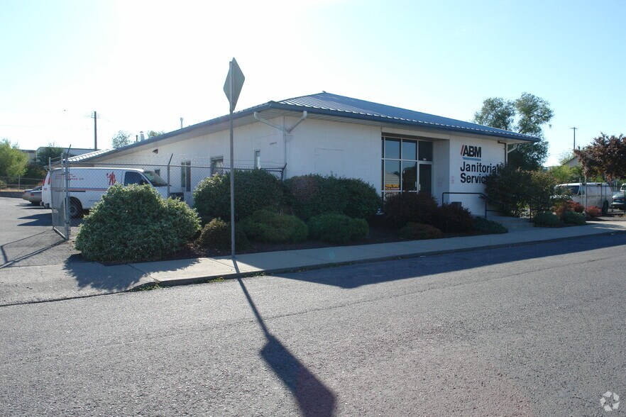 More Photos Of 112 N Altamont St, Spokane Unknown For Lease