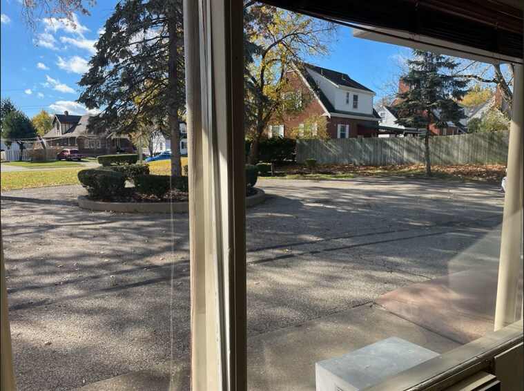 More Photos Of 3985 Race Rd, Cincinnati Office Residential For Lease