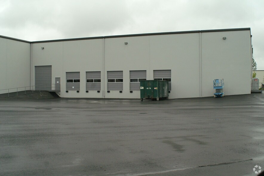 More Photos Of 8719 Commerce Place Dr NE, Lacey Distribution For Lease