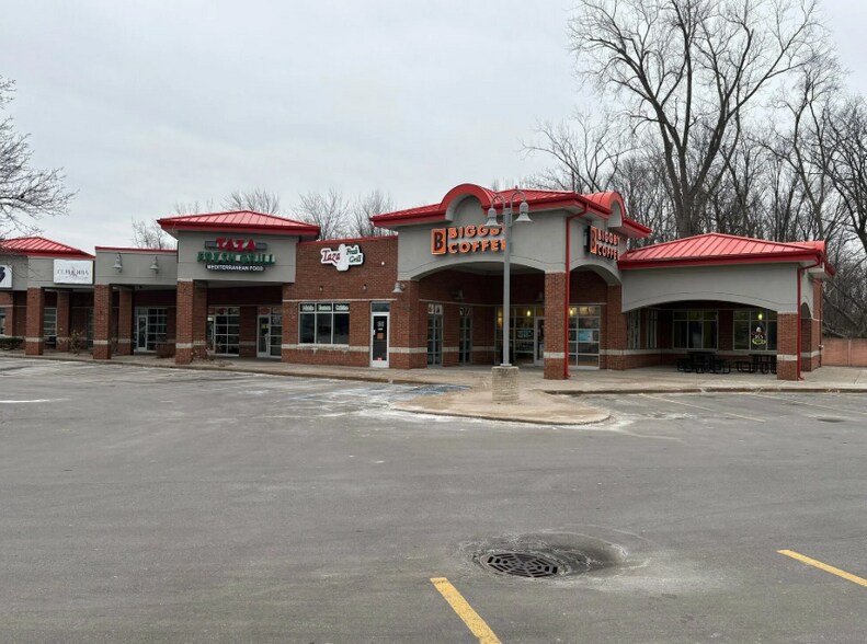 More Photos Of 16035-16215 Dix Toledo Rd, Southgate Freestanding For Lease