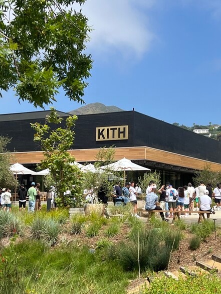 More Photos Of 23465 Civic Center Way, Malibu Unknown For Lease