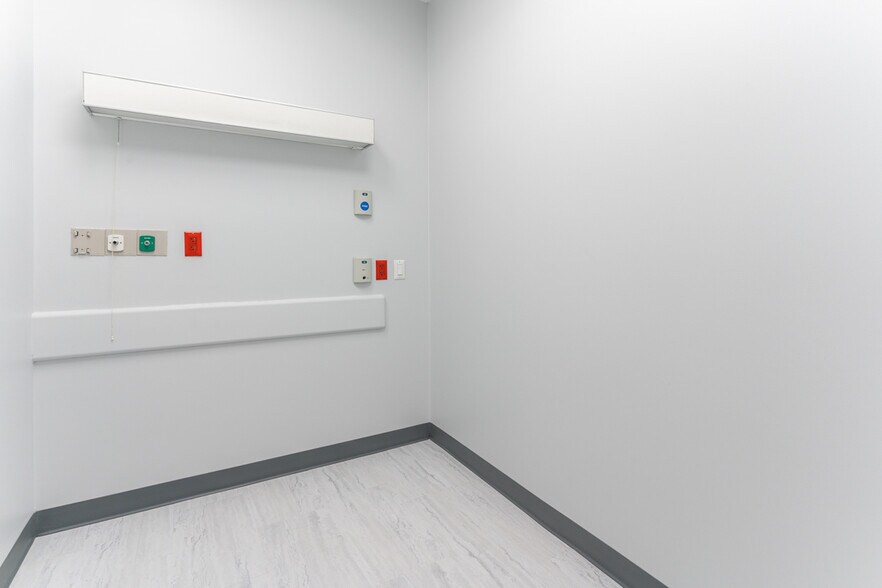 More Photos Of 11360 Pembrooke Sq, Waldorf Medical For Lease