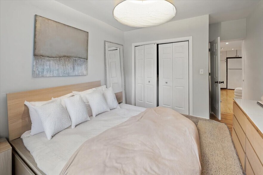 More Photos Of 201 16th St, Union City Storefront Retail Residential For Sale