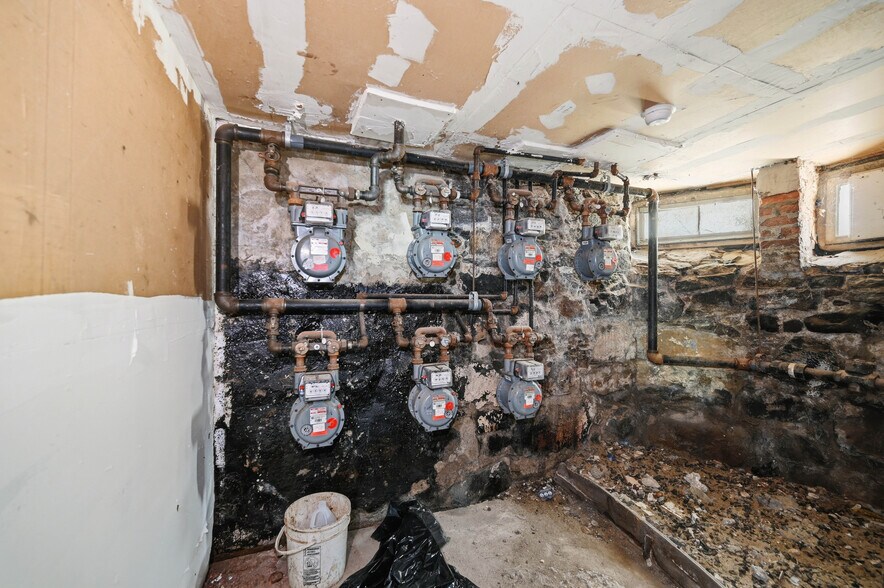 More Photos Of 4 Convent Ave, Yonkers Apartments For Sale