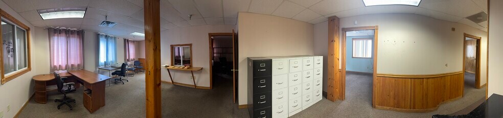 More Photos Of 1410 Lincoln Ave, Utica Manufacturing For Sale