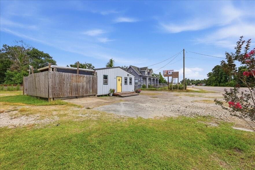 Primary Photo Of 5720 16th St, Orange Flex For Sale