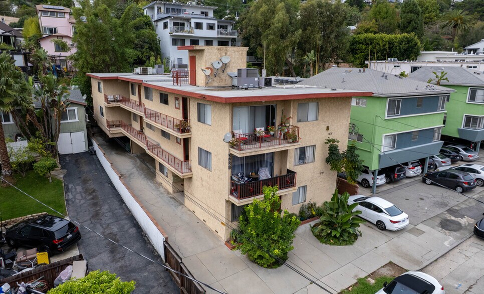 More Photos Of 2421 N Beachwood Dr, Los Angeles Multifamily For Sale
