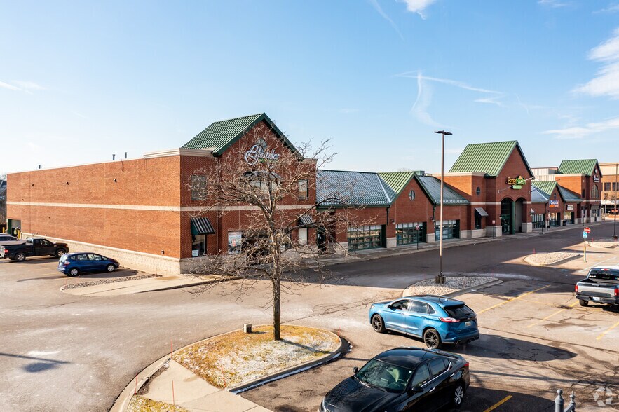 More Photos Of 42875 Grand River Ave, Novi Freestanding For Lease