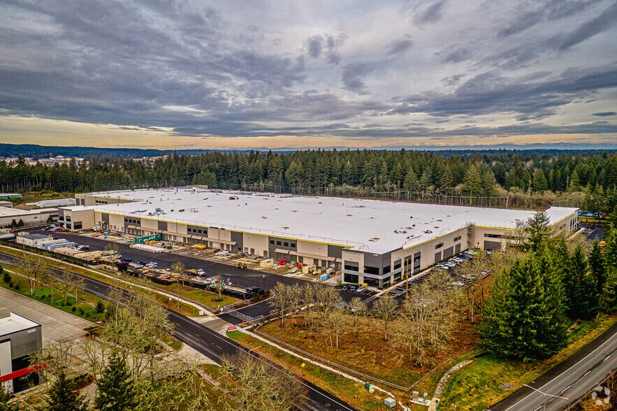 Primary Photo Of 3230 International Pl, Dupont Distribution For Lease