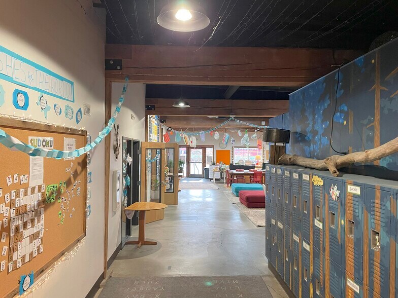 More Photos Of 13 Railroad St, Hood River Winery Vineyard For Lease