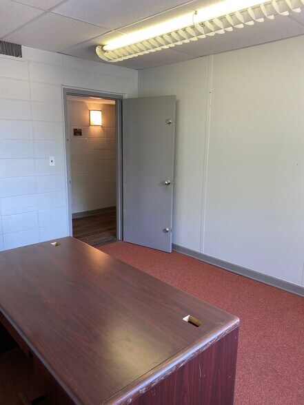 More Photos Of 217 E Stone Ave, Greenville Loft Creative Space For Sale