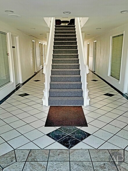 More Photos Of 3772 Katella Ave, Los Alamitos Medical For Lease