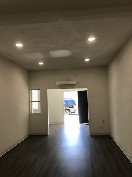 More Photos Of 6106-6112 Rita Ave, Huntington Park Storefront Retail Office For Lease