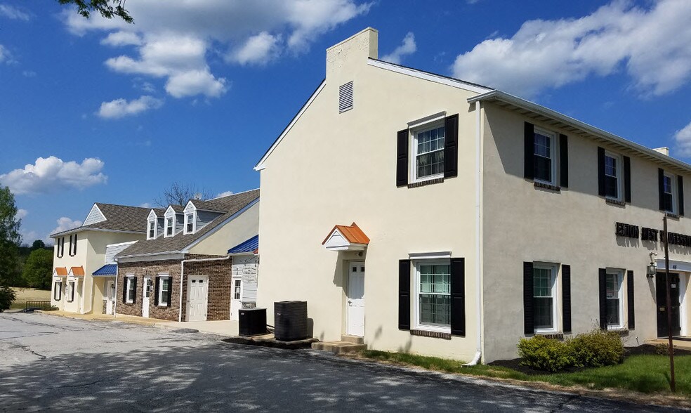 More Photos Of 407 W Lincoln Hwy, Exton Office For Lease
