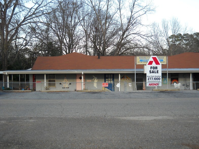 More Photos Of 821 Peachtree St, Prattville Daycare Center For Sale