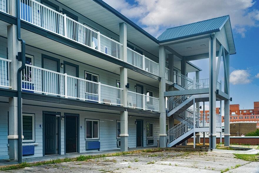 More Photos Of 1113 9th Ave SW, Bessemer Apartments For Sale