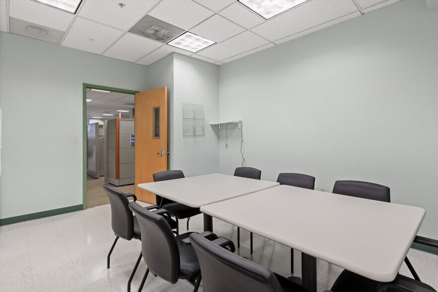 More Photos Of 339 Buschs Frontage Rd, Annapolis Medical For Sale