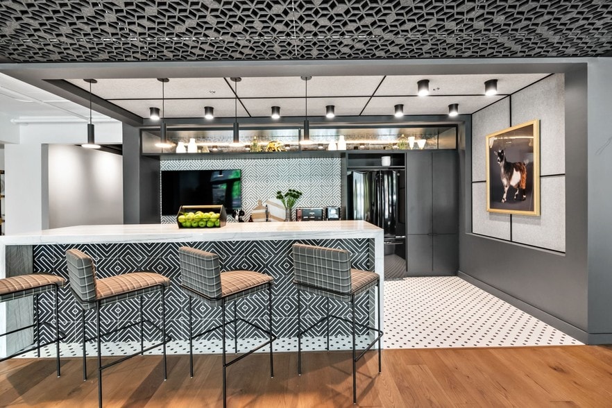 More Photos Of 4535 Forest Park Ave, Saint Louis Multifamily For Sale