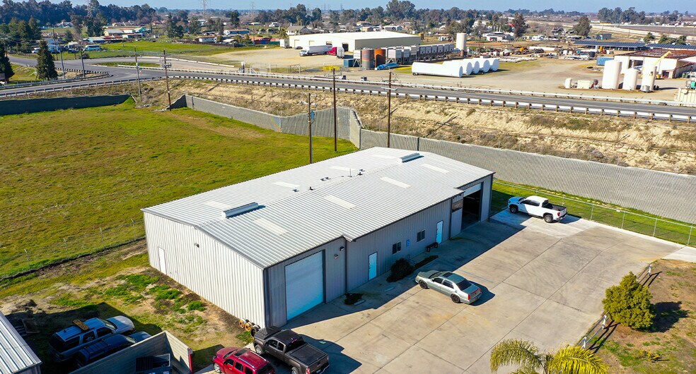 More Photos Of 28810-28820 Avenue 15 1/2, Madera Unknown For Lease