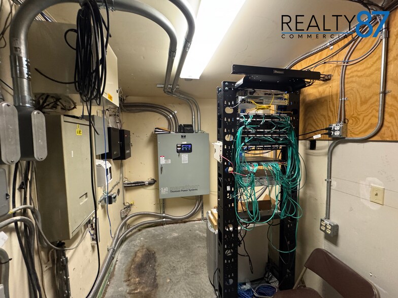 More Photos Of 3601 42nd St NE, Cedar Rapids Medical For Sale