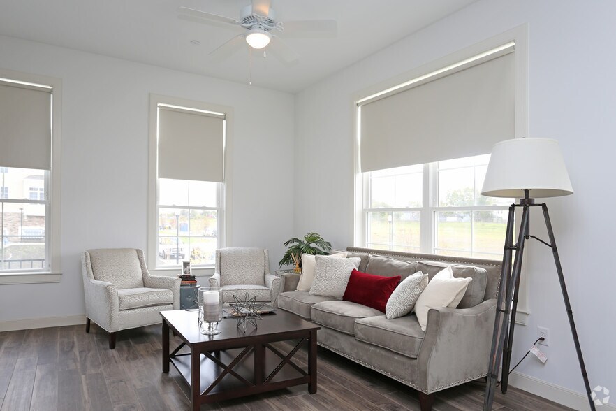 More Photos Of 164 Chalmers Ave, Buffalo Apartments For Sale