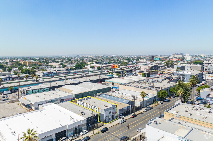 More Photos Of 1364 E 15th St, Los Angeles Warehouse For Sale