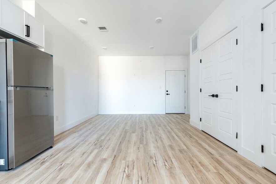 More Photos Of 809 Diamond St, Philadelphia Apartments For Sale