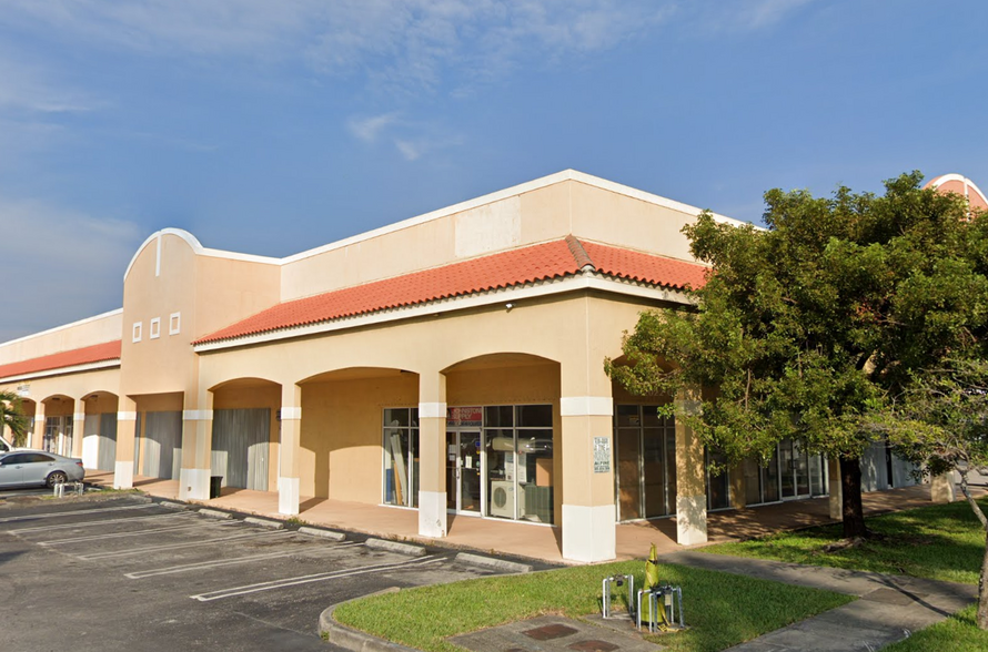 Primary Photo Of 18710 SW 107th Ave, Miami Storefront Retail Office For Lease